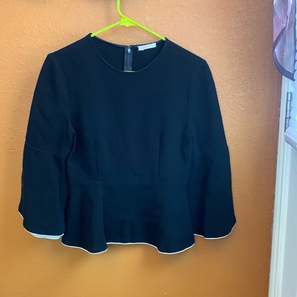 Black blouse - Picture 1 of 7